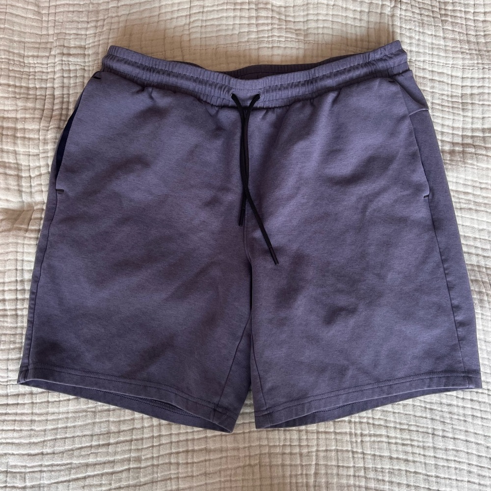 Men's Relaxed Drawstring Shorts - Picture 2 of 6